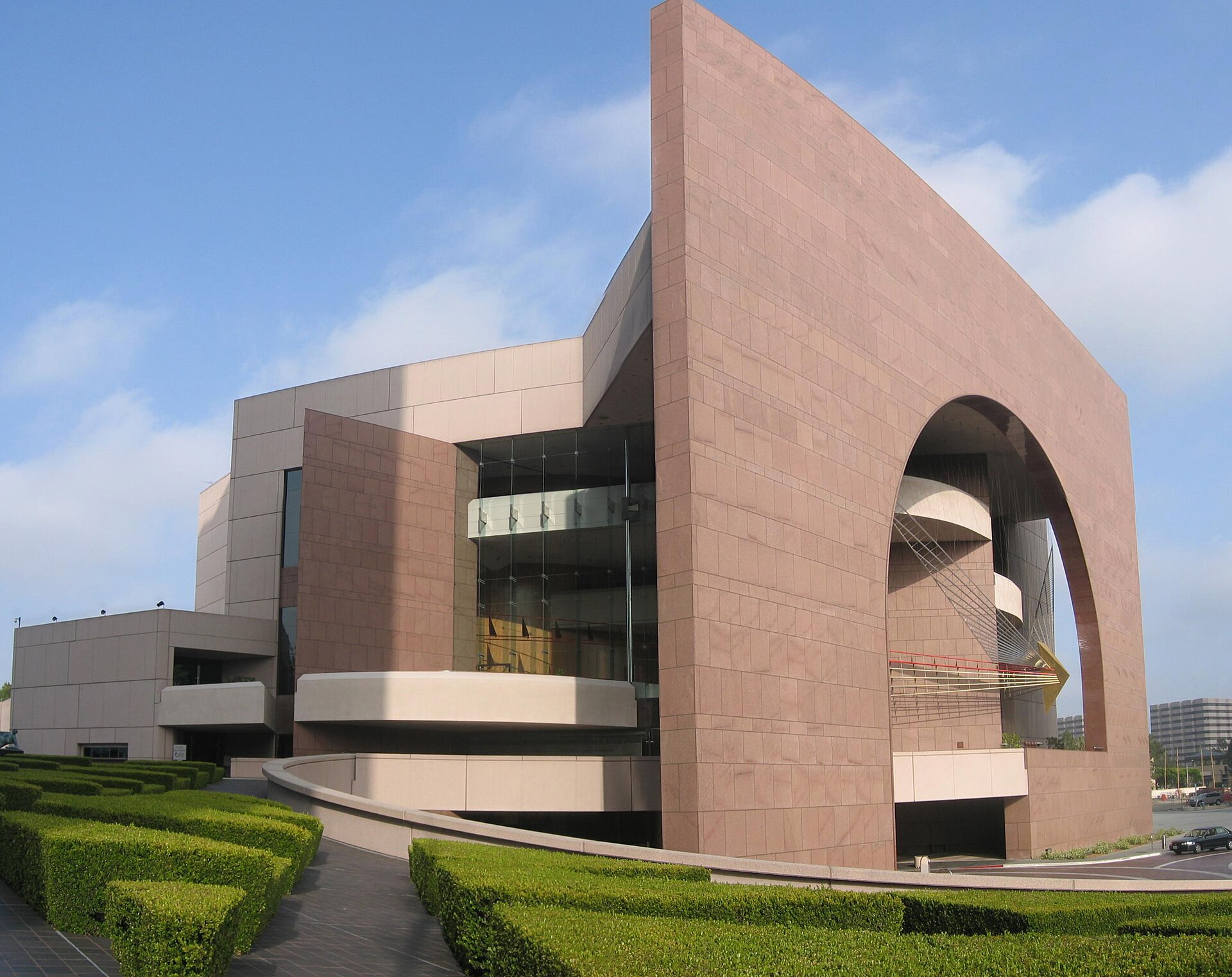 Segerstrom Hall architecture in Costa Mesa